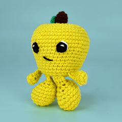 Knitty Critters - Fruit & Veg Heads I Apple Strudel | DIY Amigurumi Crochet Kit