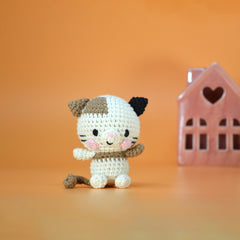 Knitty Critters - Adorables - Charlie The Cat | DIY Amigurumi Crochet Kit