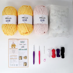 Knitty Critters - Fabulous Baker Gang - Cupcake | DIY Amigurumi Crochet Kit