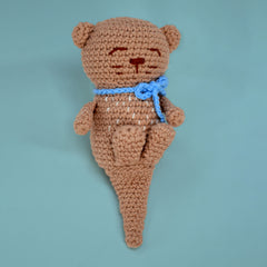 Knitty Critters - Pouch Pals | Ozzy Otter | DIY Amigurumi Crochet Kit