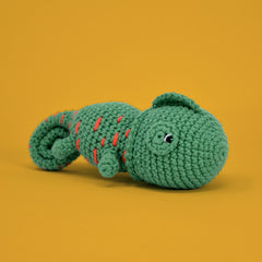 Knitty Critters - Pouch Pals | Karen Chameleon | DIY Amigurumi Crochet Kit