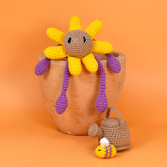 Knitty Critters - Blossom Time - Yellow Daisy | DIY Amigurumi Crochet Kit