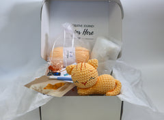 Hello Artisan Box - Yarnimals II - Clarence the Cat