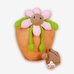 Knitty Critters - Blossom Time - Pink Daisy | DIY Amigurumi Crochet Kit
