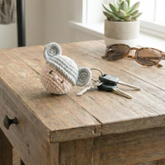 Knitty Critters Amigurumi Keyrings - Squeaks Mouse