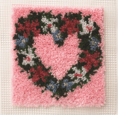 Wonderart Heart Wreath Latch Hook Rug Kit 12" x 12"