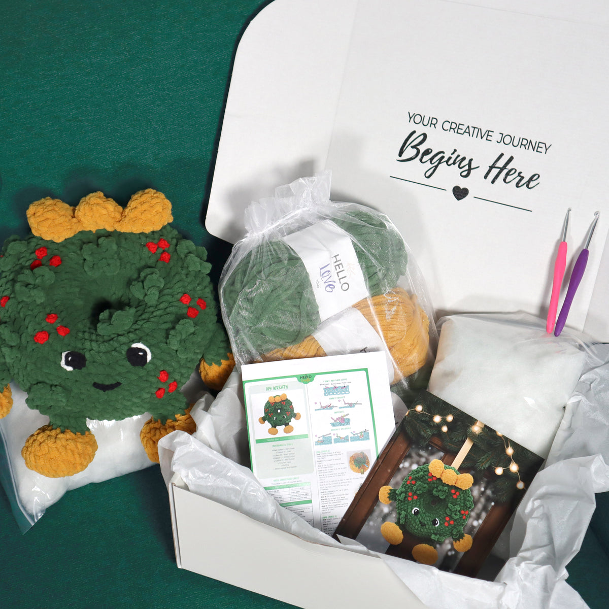 Hello Artisan Box - Ivy Wreath