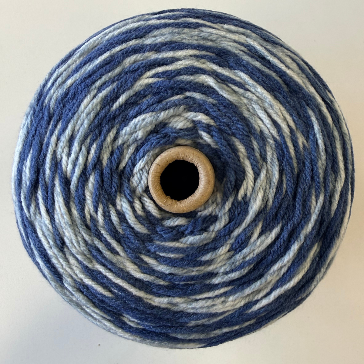 Yarn Outlet Jumbo Cone | 850g | 100% Acrylic