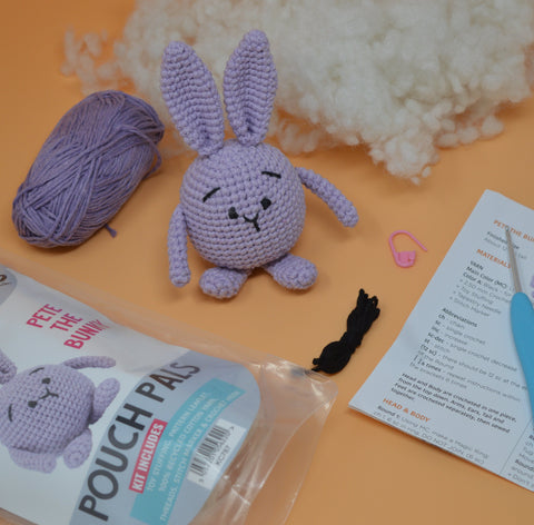 Knitty Critters - Pouch Pals I Pete The Bunny | DIY Amigurumi Crochet Kit