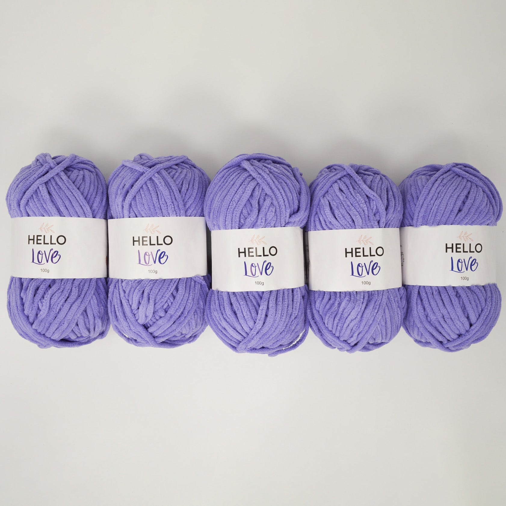 Pack of 5 x 100g Hello Love Super Chunky Yarn – Multiple Colour Choices