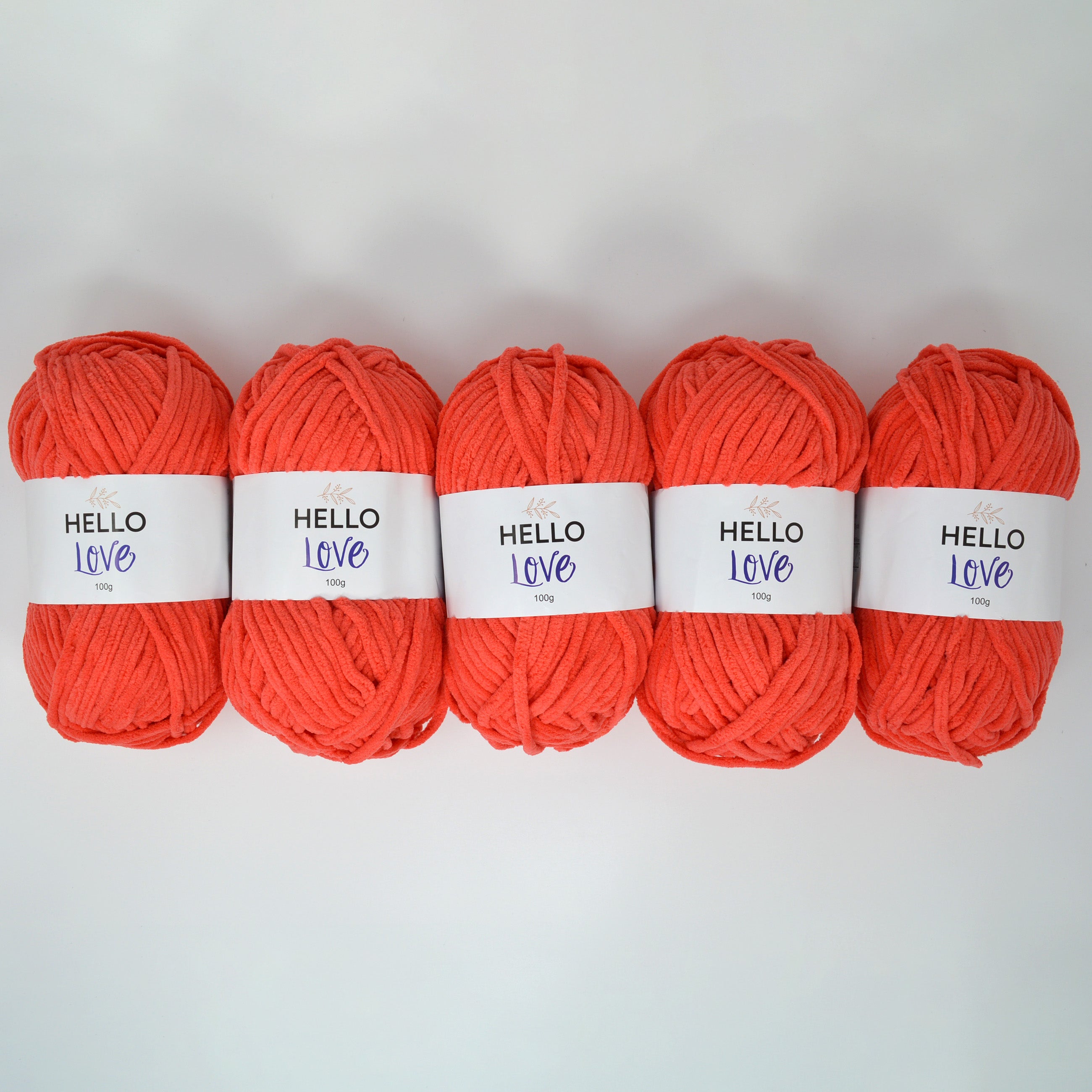 Pack of 5 x 100g Hello Love Super Chunky Yarn – Multiple Colour Choices