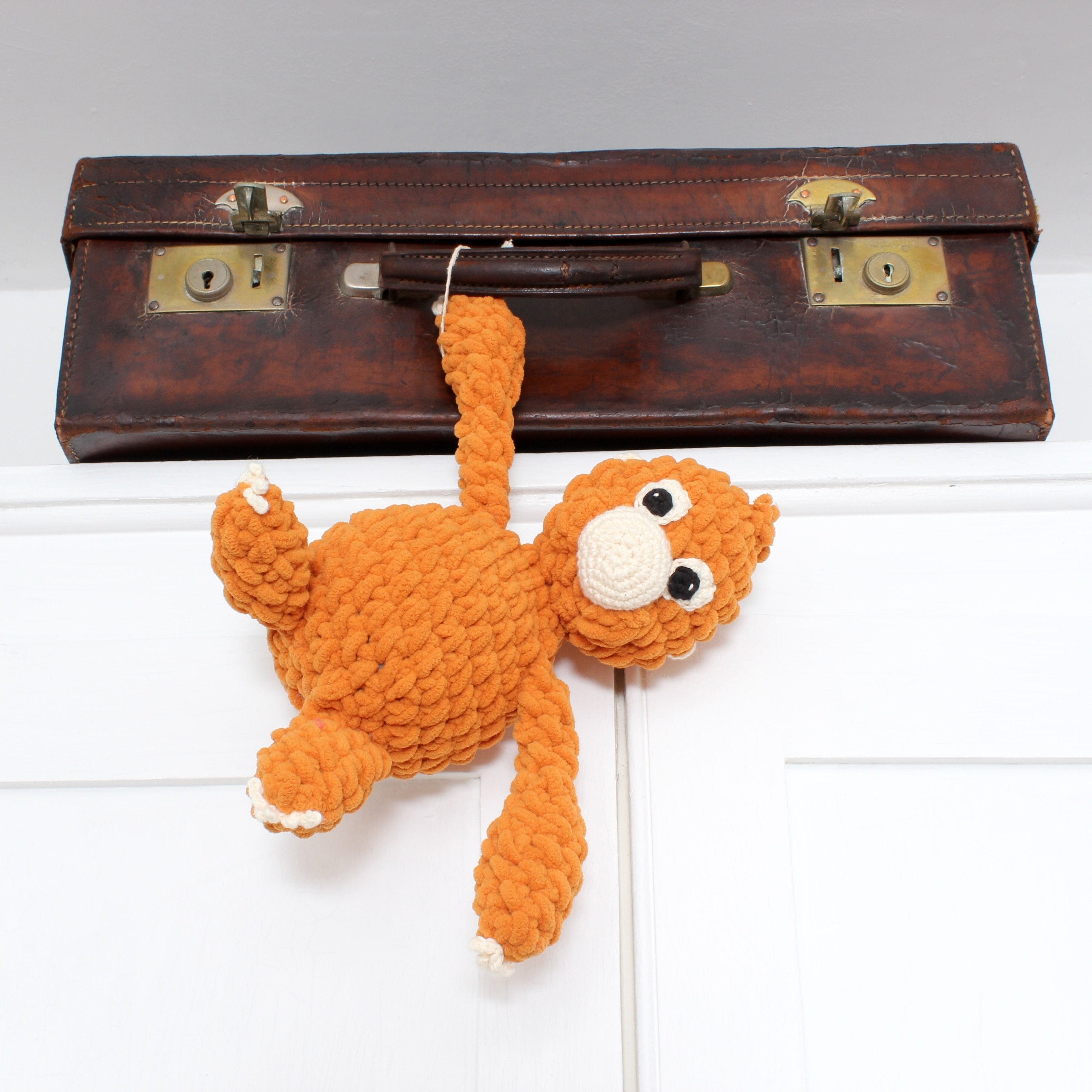 Knitty Critters - Cheeky Chums - Orangutan | DIY Amigurumi Crochet Kit