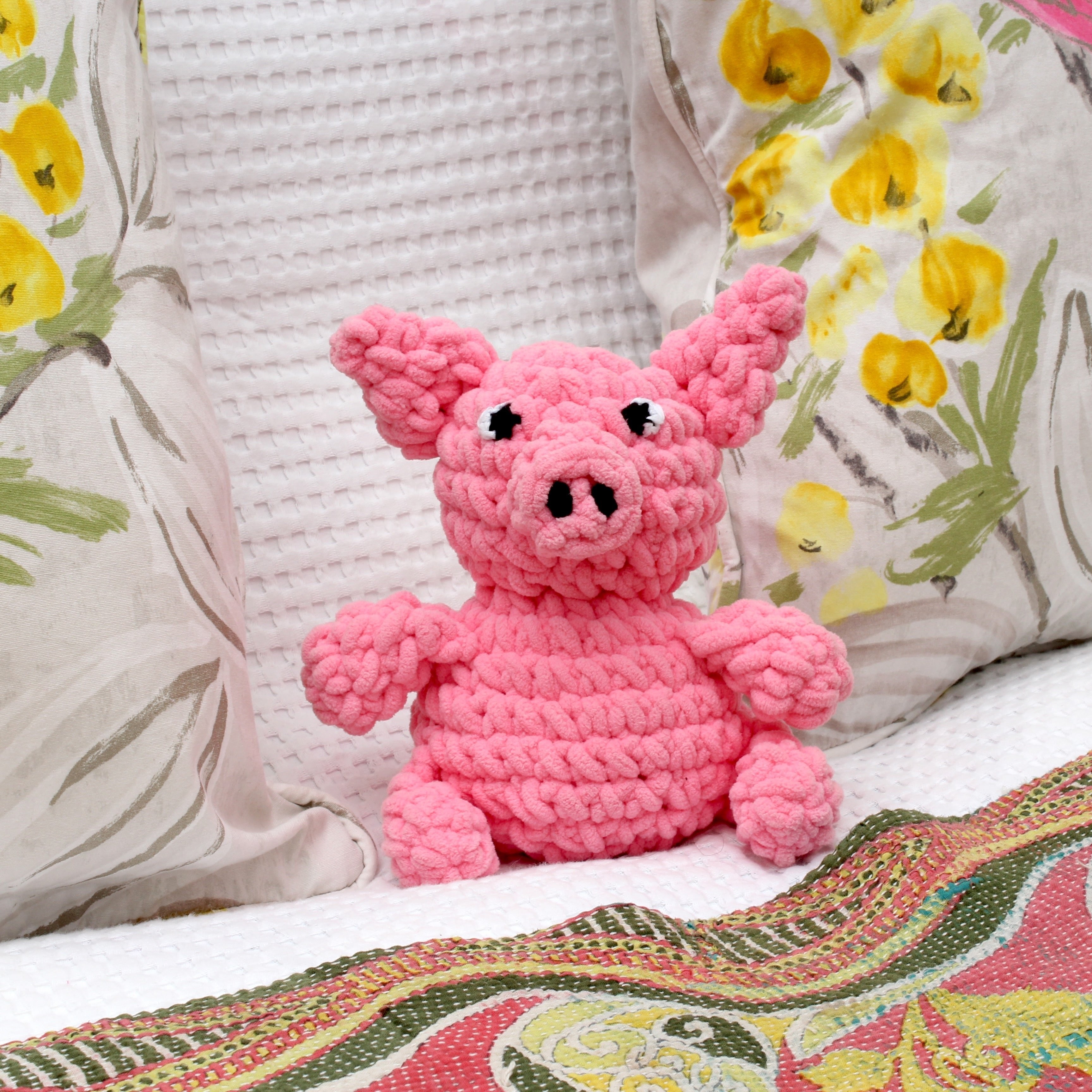 Knitty Critters - Cheeky Chums - Piggy | DIY Amigurumi Crochet Kit