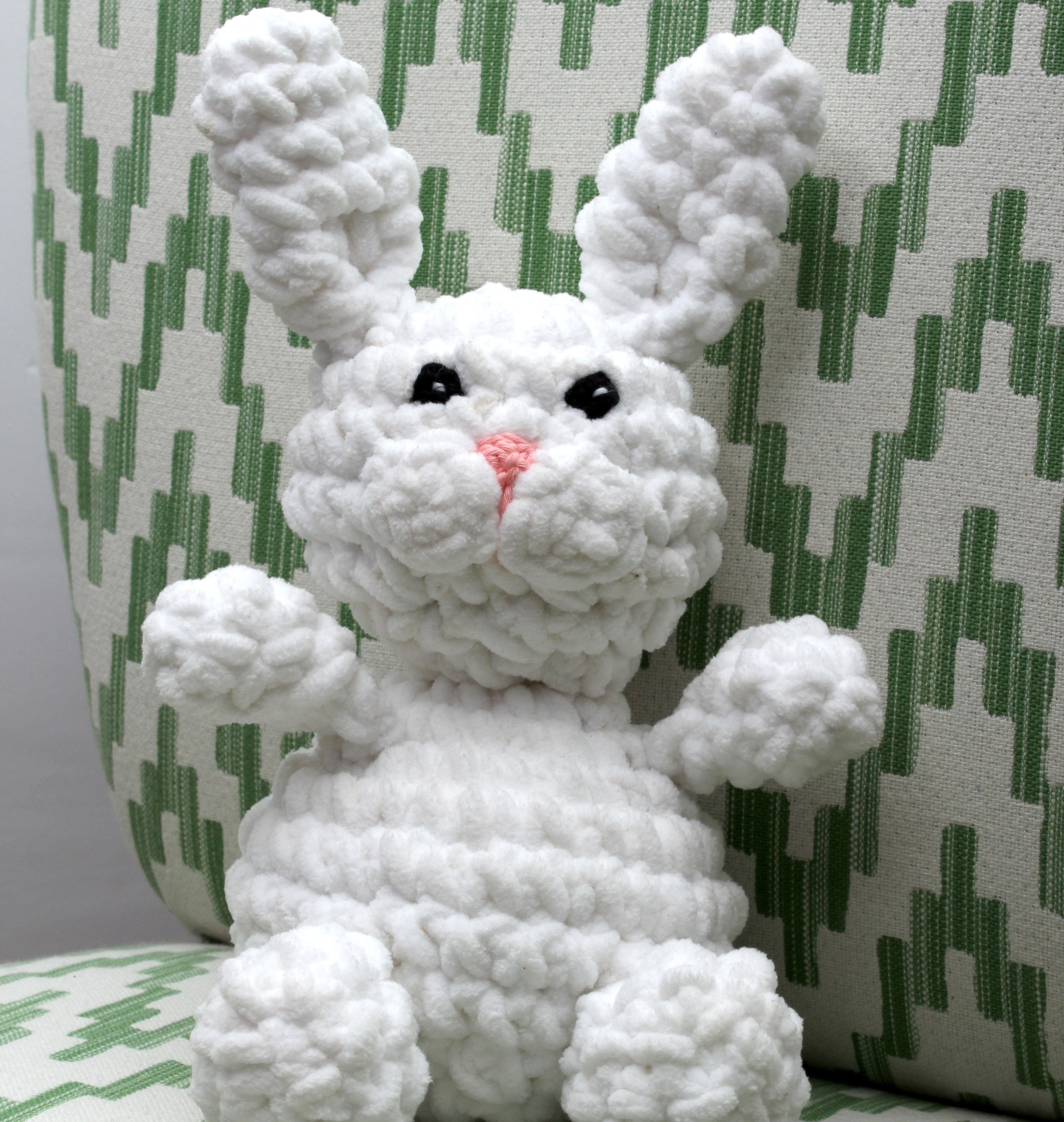 Knitty Critters - Cheeky Chums - Bunny | DIY Amigurumi Crochet Kit