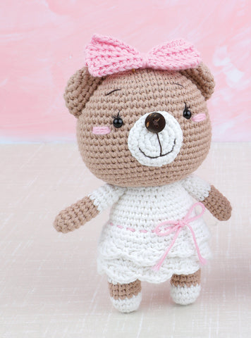 Knitty Critters - Wedding Bears - Bertha Bride | DIY Amigurumi Crochet Kit