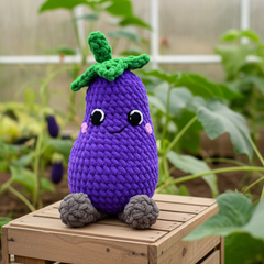 Hello Artisan Box - Alfie Aubergine - Crochet kit gift box